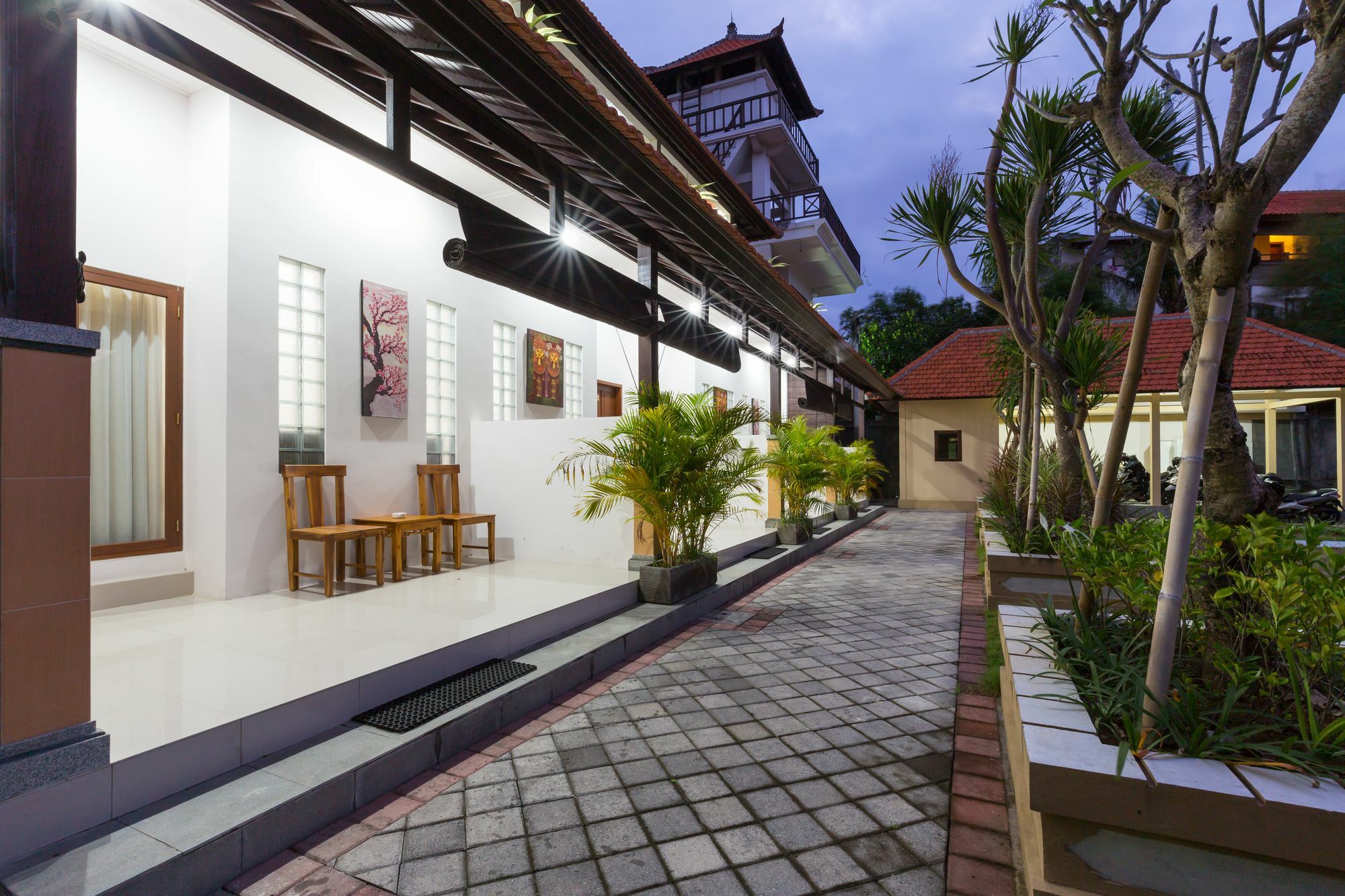 Kubal Bed And Living Hotell Seminyak Exteriör bild