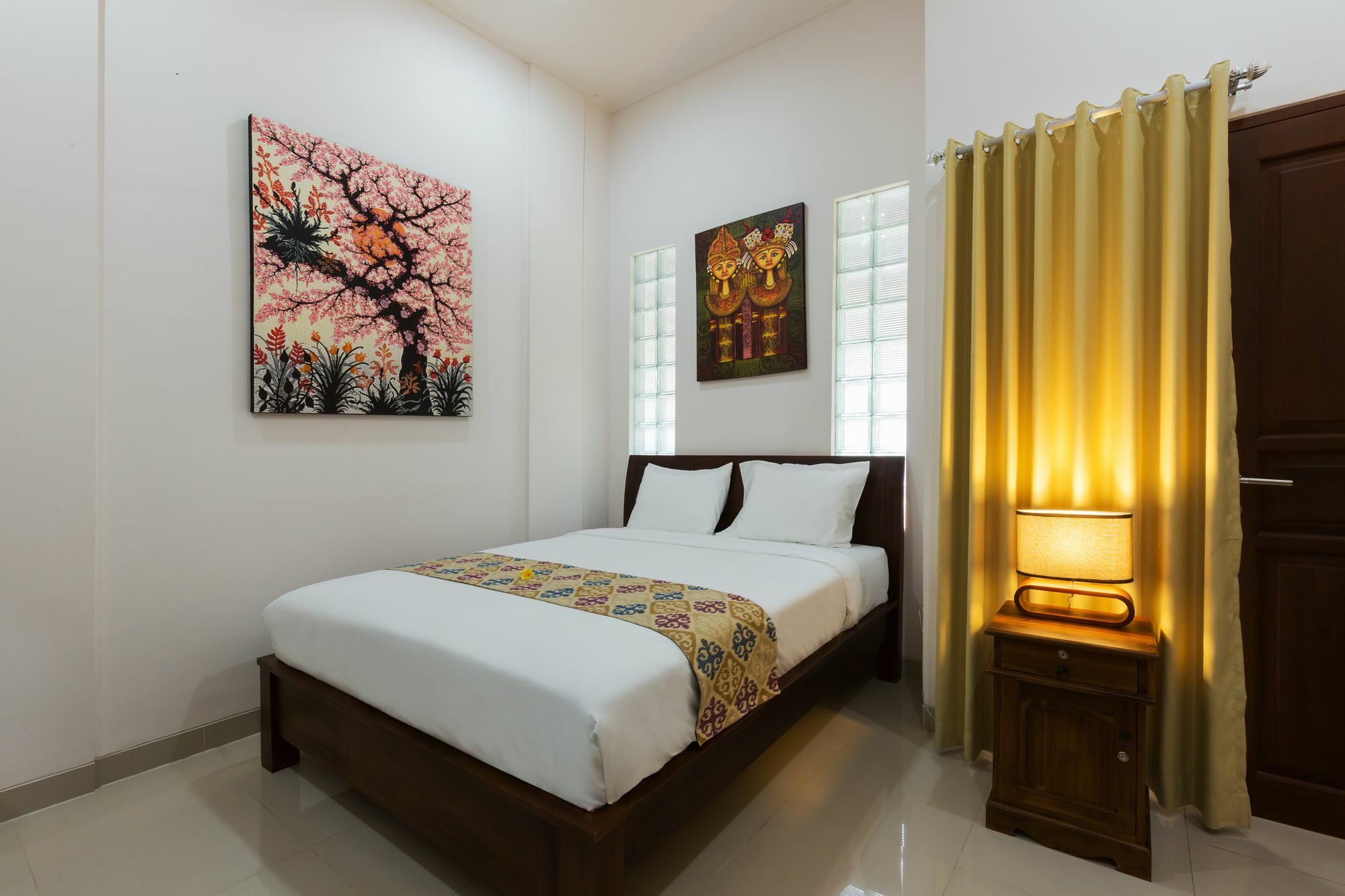 Kubal Bed And Living Hotell Seminyak Exteriör bild